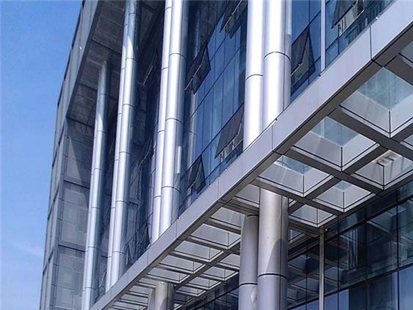 沈陽幕墻公司講一講玻璃幕墻都有哪些種類
