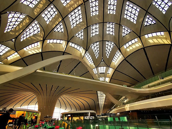 沈陽幕墻公司在建筑外立面設(shè)計中的運用方式